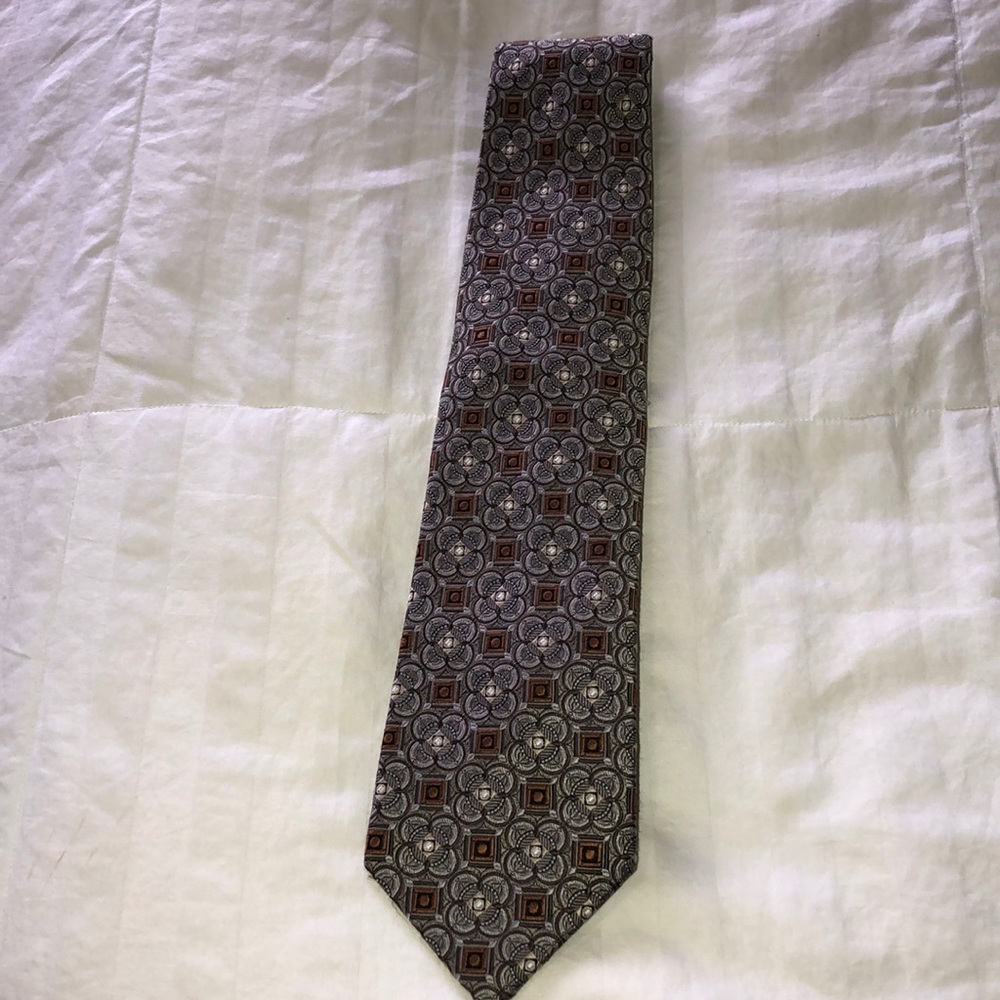 Jos.A.Bank 100% silk tie. Olive/taupe/bronze
